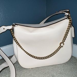 Coach signature chain hobo